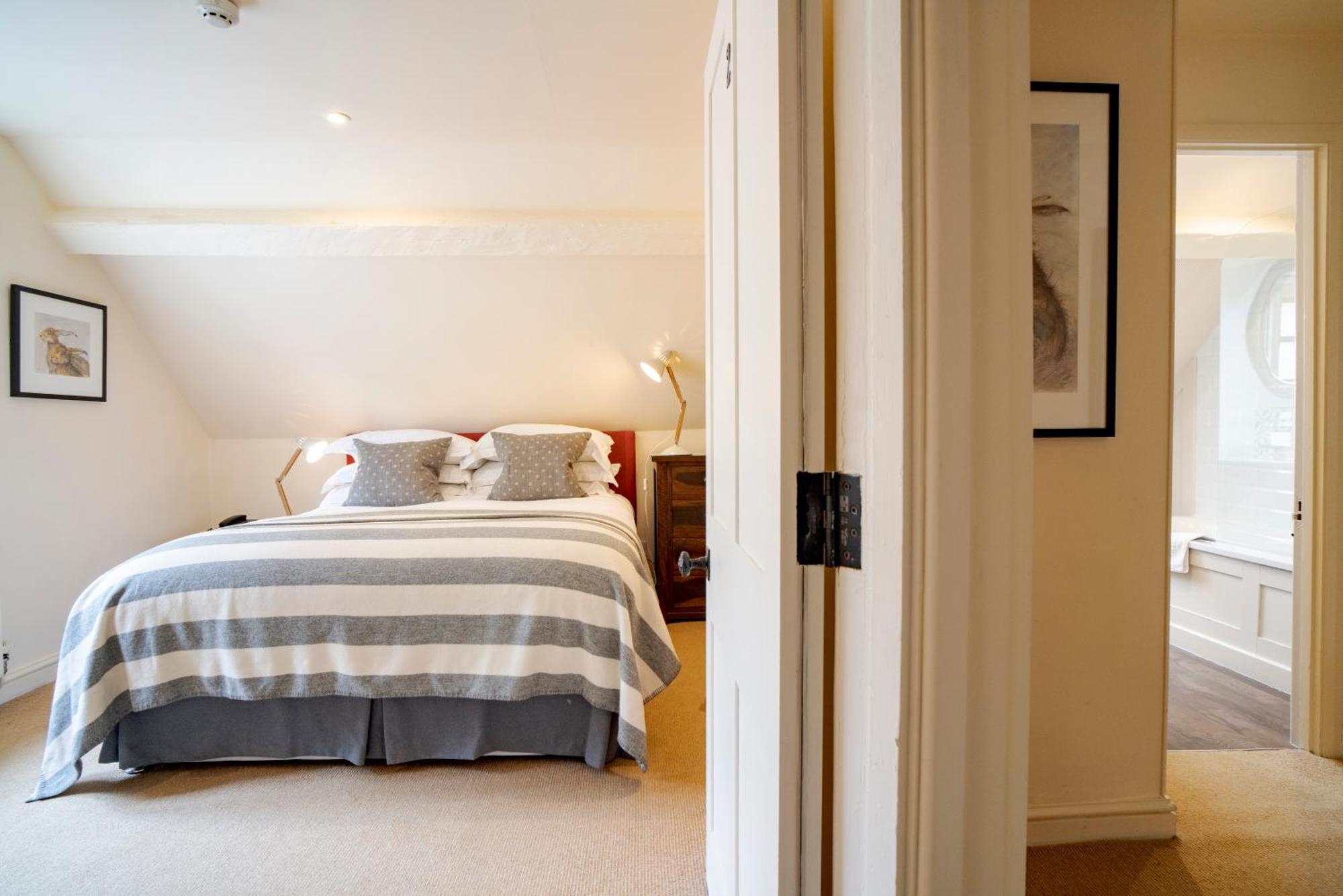 The Hare & Hounds Hotel Tetbury Zimmer foto